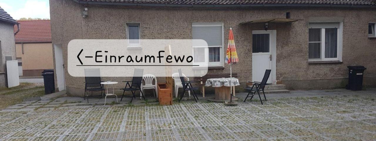 Einraum-Ferienwohnung 46M2 Eisenhuettenstadt-Diehlo Exteriör bild